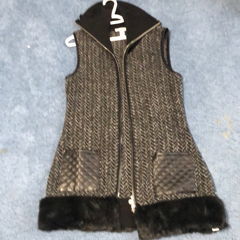 White House Black Market long black and white chevron sweater vest